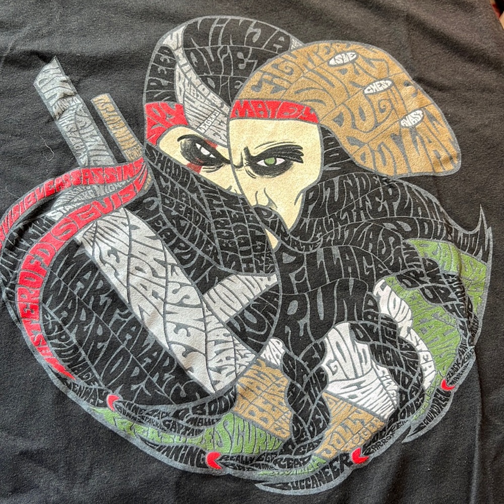 Loot Crate Pirates v Ninjas t-shirt